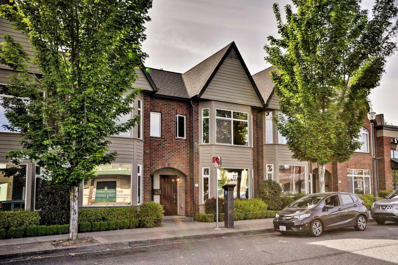 Modern Vancouver Townhome - Right On Main St! Eksteriør billede